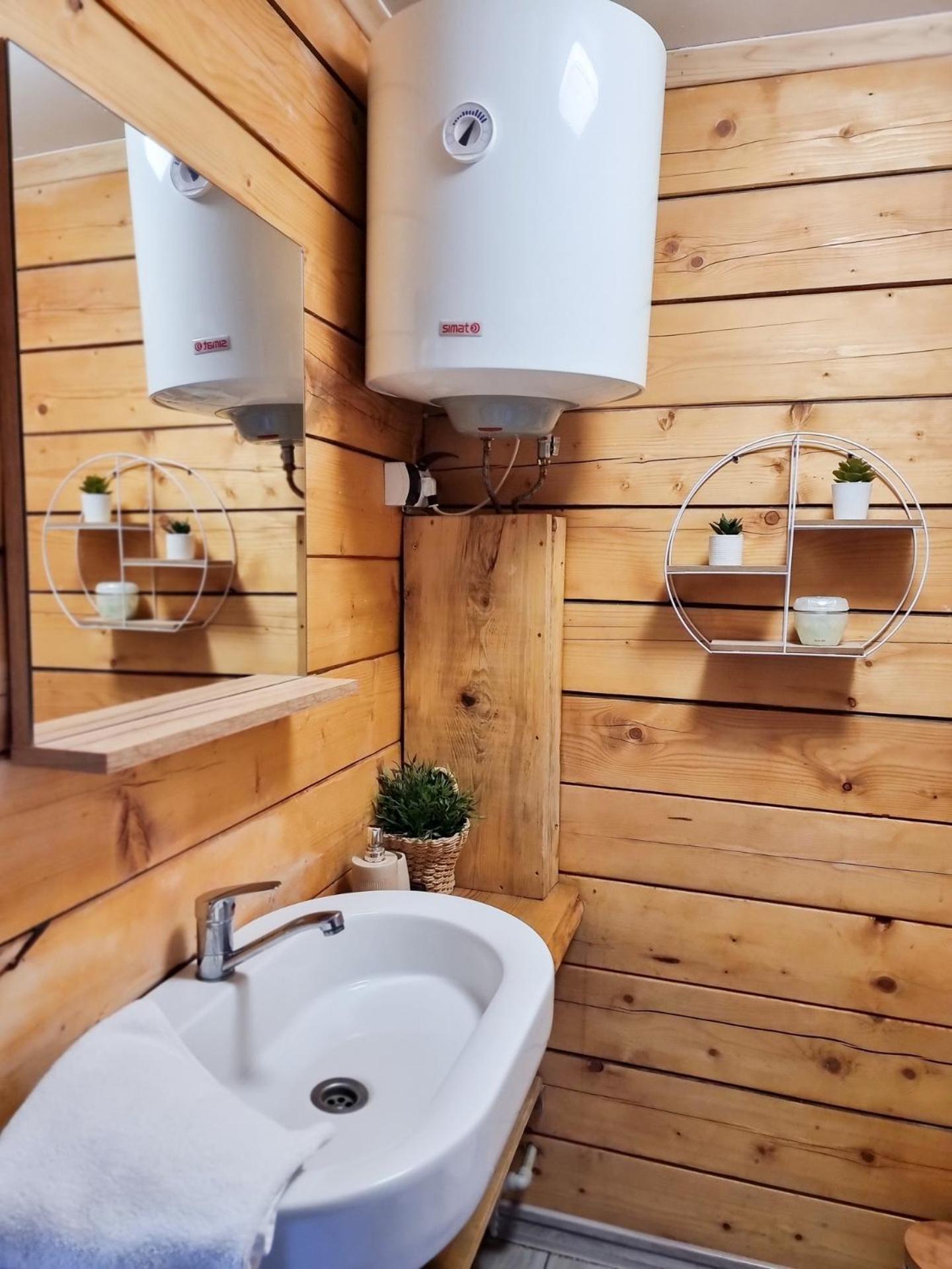 Osada Kryspinow Hotell Cholerzyn Rum bild